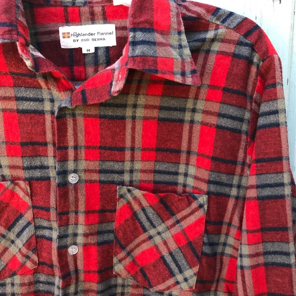 Highlander Other - Highlander men’s red plaid flannel shirt size m